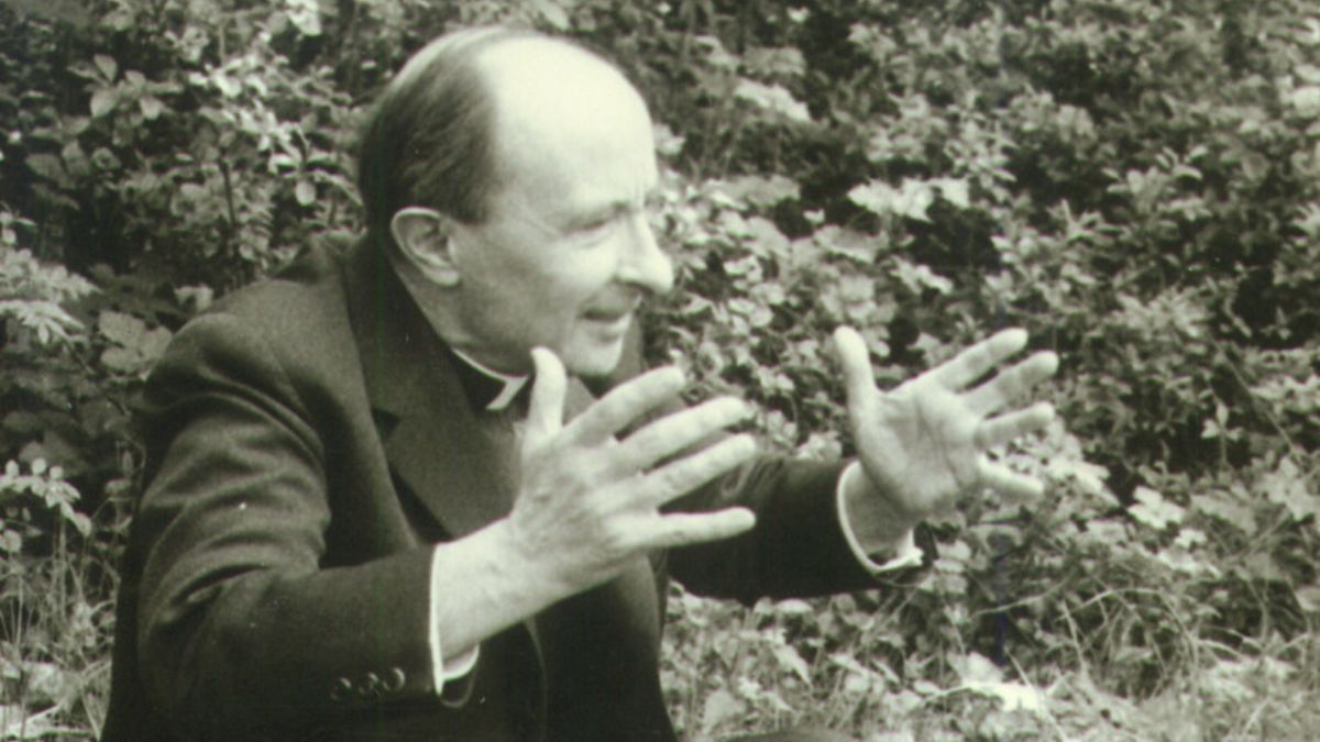 PERE-HENRI-CAFFAREL-END.jpg