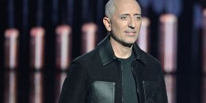 Gad Elmaleh : “Les moines ont de l’humour et c’est très beau”