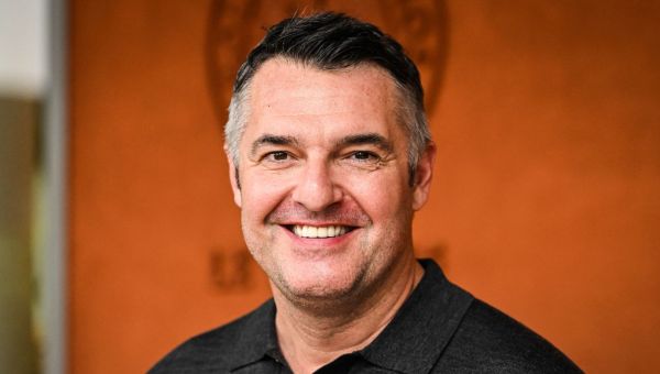 Harcèlement scolaire : comment Arnaud Ducret sensibilise son fils de 13 ans