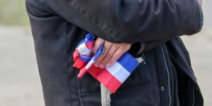 Dans les conseils municipaux, le service public des anonymes