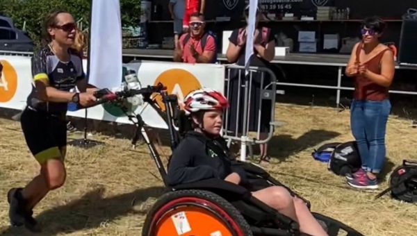 À Rambouillet, Florence et Samuel défient le semi-marathon avec joie et courage