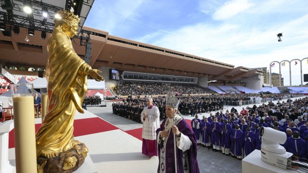 pope-leo-xiv-holy-mass-louis-ii-stadium-monaco