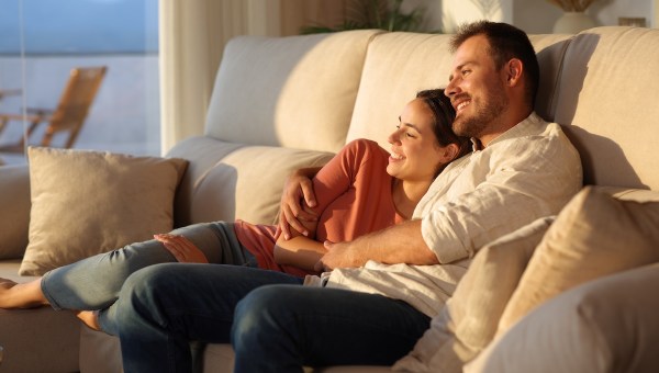 Corner Item Image - Couple : comment aimer sans étouffer?