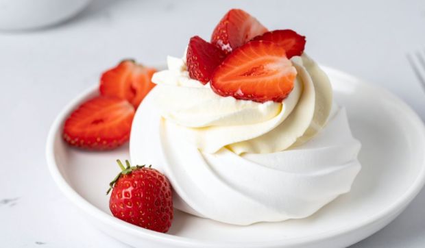 Corner Hero Image - [RECETTE] Pic de fraises : trois desserts à base de fraises