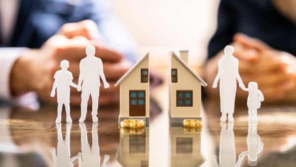 Corner Item Image - Marc de Basquiat : “Les séparations conjugales coûtent 11 milliards d’euros par an”