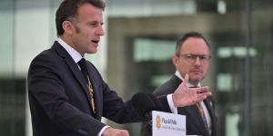 Avortement : Emmanuel Macron souhaite que le débat “progresse” en Andorre