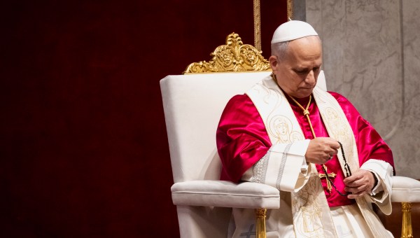 Corner Item Image - “Que la folie de la guerre prenne fin !”: la supplique de Léon XIV pour la paix