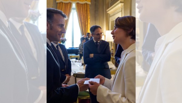 Corner Item Image - Que contient la lettre de sœur Albertine à Emmanuel Macron ?