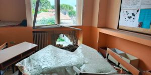 Au Sud-Liban, des roquettes frappent une école et une église historique
