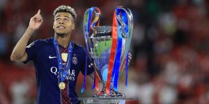 La première personne que remercie Désiré Doué après la victoire du PSG