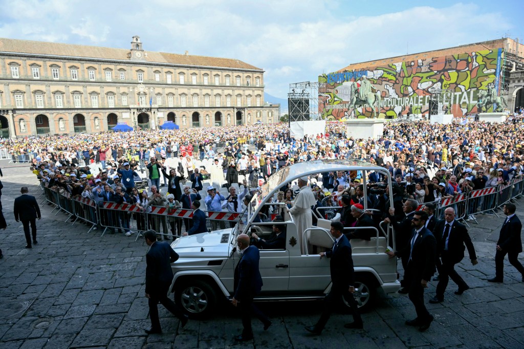 Pope-leo-xiv-naples-pompei-may-2026