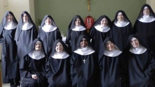 Corner Item Image - “Nous faisons maintenant pleinement partie de l’Église” : le chemin de ces sœurs anglicanes devenues catholiques