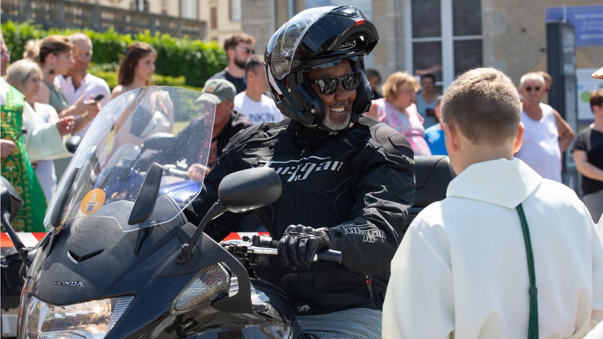 Benediction-Motard-Photo-b.jpg