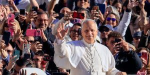 Devenez bénévole pour la venue du Pape en France !