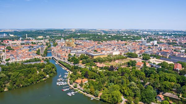 METZ-MOSELLE-VILLE-SHUTTERSTOCK