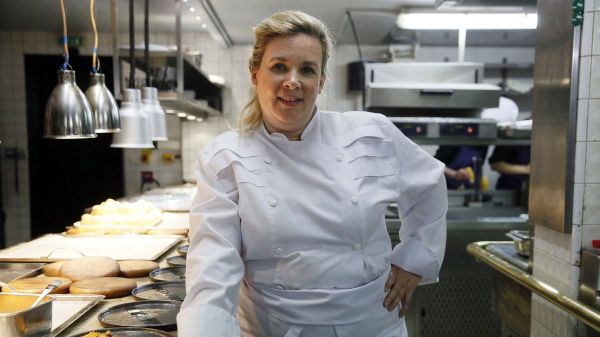 Hélène Darroze a évoqué sa prière personnelle au micro de Grégory Turpin sur Europe 1 ce 1er juin.