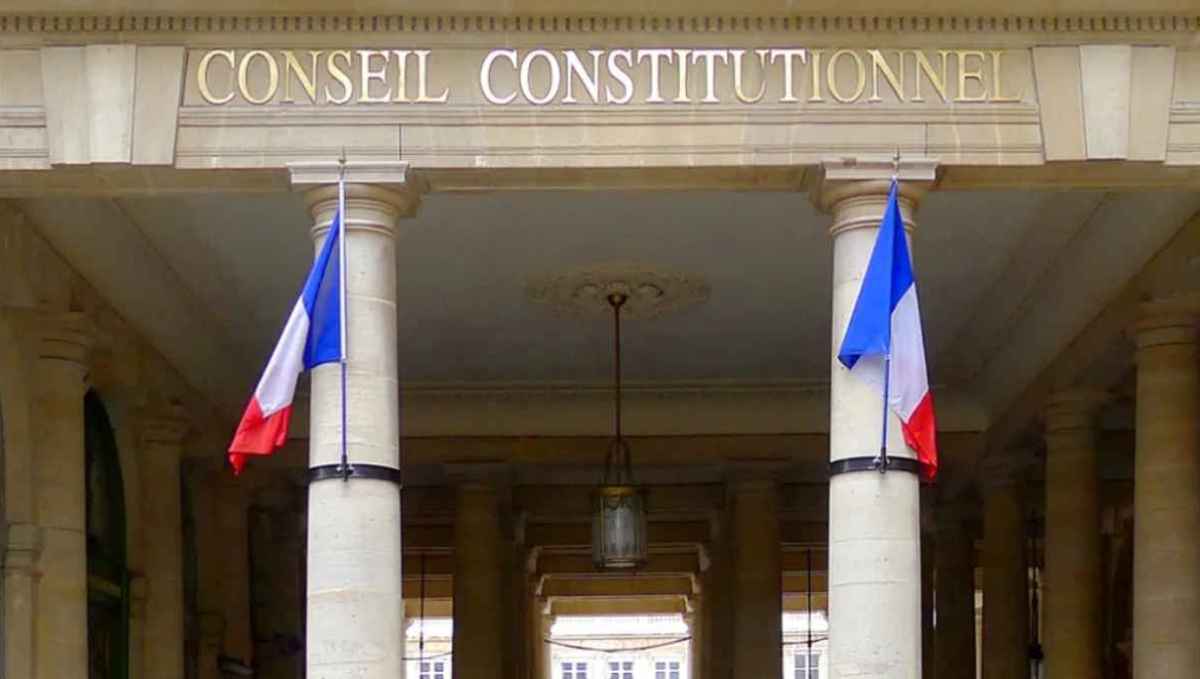 Le Conseil constitutionnel a rejeté ce 17 juin une proposition de référendum d'initiative d'initiative partagée (RIP), émanant de parlementaires de droite et d'extrême droite, qui espéraient faire reculer le gouvernement sur le droit à l'aide à mourir, en passe d'être adopté mi-juillet.