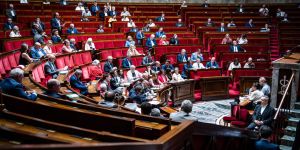 Aide à mourir : passes d’armes à l’Assemblée sur les conditions d’éligibilité