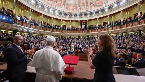 leon-xiv-espagne-parlement-afp