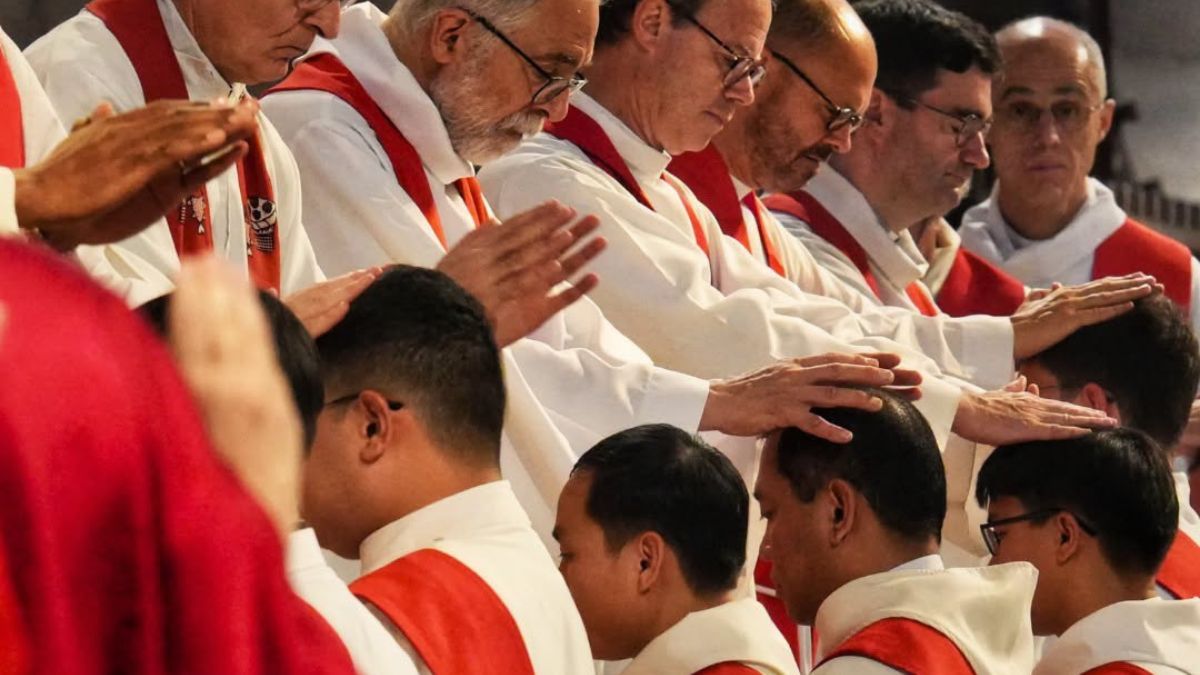 ordinations-paris.jpg