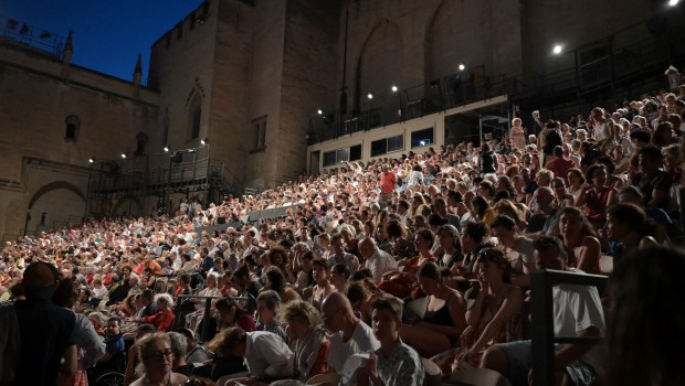 Cette année encore, pour le Off du festival d'Avignon, ce rendez-vous culturel dédié au spectacle vivant créé en 1947 qui se tient chaque année en juillet dans la cité des Papes, plusieurs pièces à "thème chrétien" sont proposées au grand public.