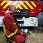 “Ce sont des chevaliers” : l’engagement des pompiers de Paris raconté par leur aumônier