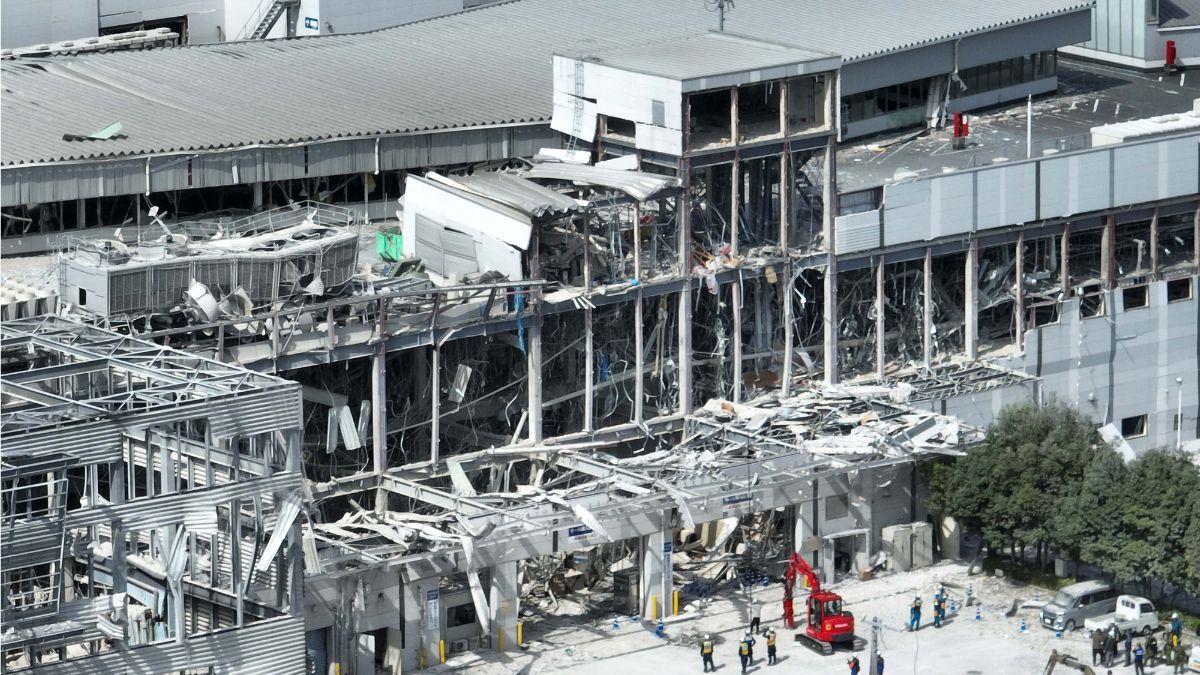 Japon-Seisme-centre-commercial.jpg