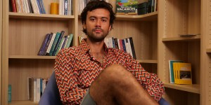 Raphaël, le poète qui fait vibrer le métro parisien