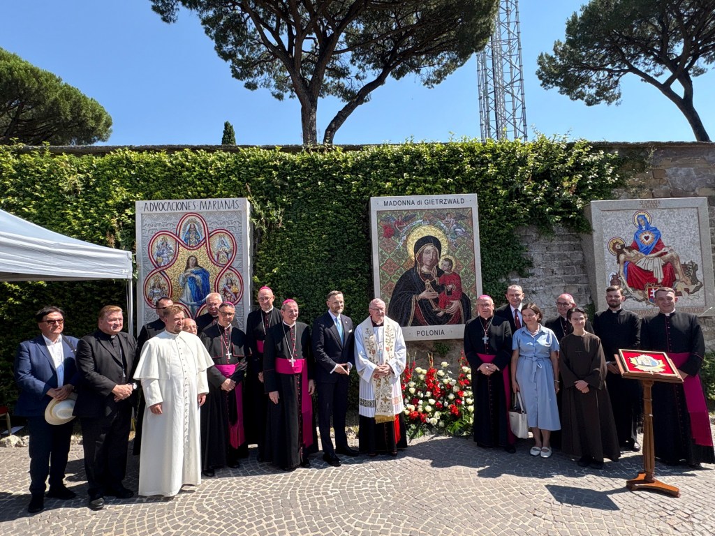 mosaic-our-lady-gietrzwald-unveiled-vatican-gardens-2027-jubilee
