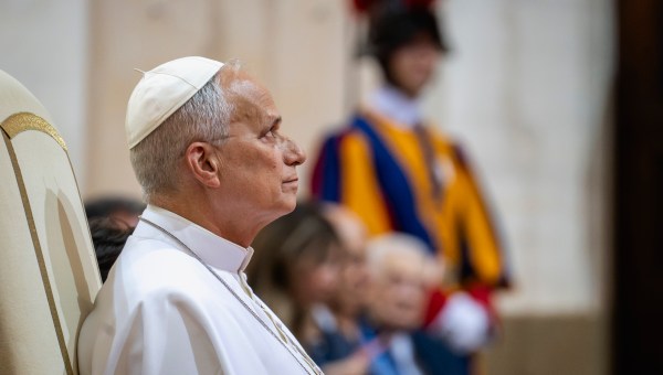 AMCGCJ1826pope-leo-xiv-concert-apostolic-palace-summer-papal-residence-castel-gandolfo