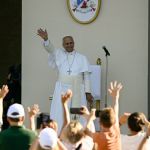 [REPORTAGE] Léon XIV et saint François d’Assise, deux figures inspirantes pour des jeunes