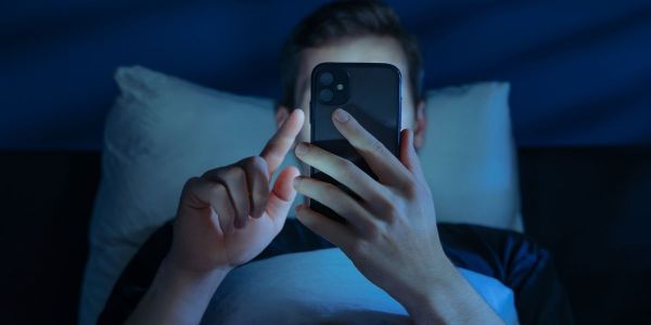 “Revenge bedtime procrastination” : pourquoi est-il si difficile d’aller se coucher ?
