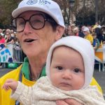 “Laissez passer le bébé !” : la bénédiction providentielle de Marguerite, 4 mois, par Léon XIV