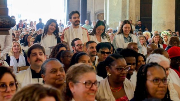 sacrement-de-la-confirmation-diocese-de-pontoise