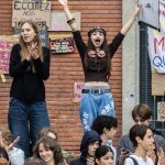 Blocage des lycées : “Il y a une résonance entre le monde algorithmique et les réactions de certains jeunes”